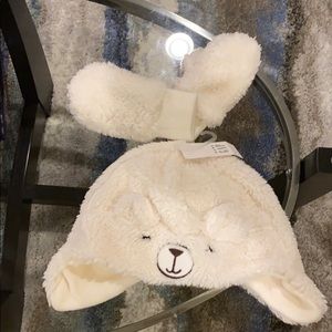 Baby Gap Teddy Bear Hat & Mittens set NWT